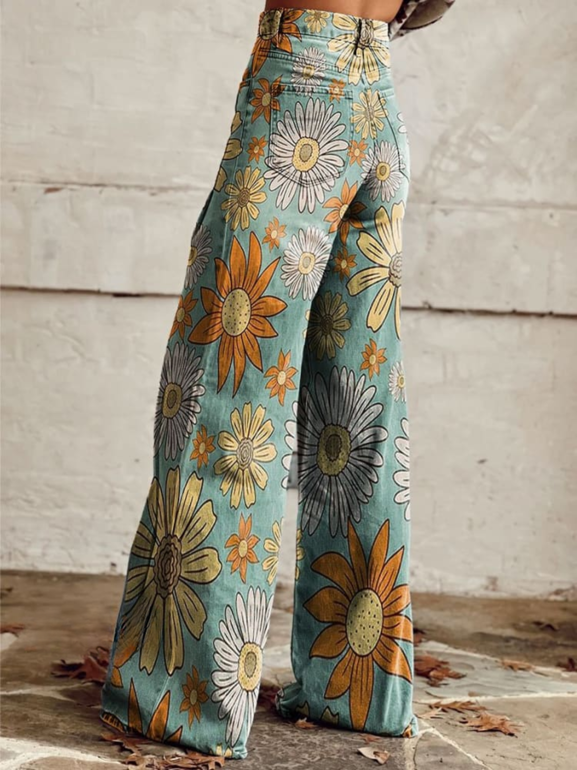 Tania – Vintage Floral Wide-Leg Pants